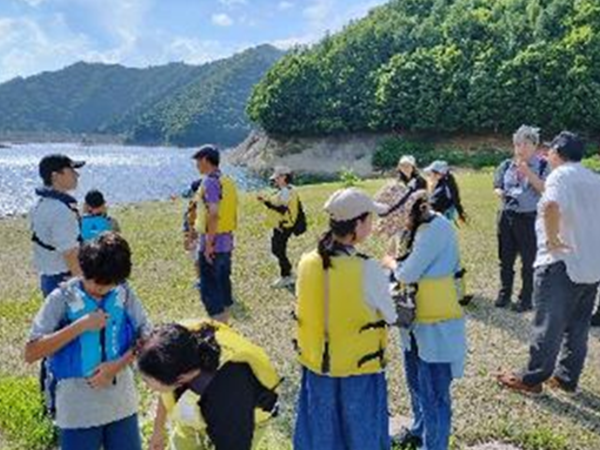 写真：ならまた湖1