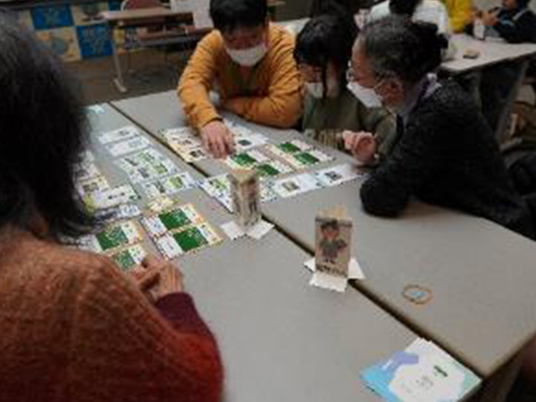写真：カードゲーム15